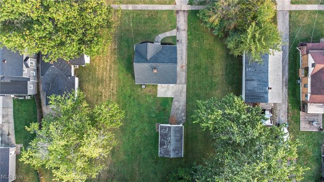 52 Avalon Drive, Bedford, OH 44146