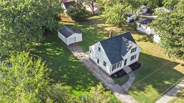 52 Avalon Drive, Bedford, OH 44146