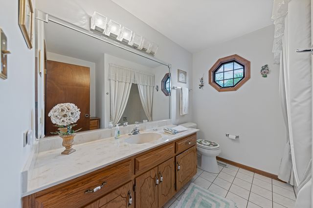 7502 W Lakeside Drive, Frankfort, IL 60423