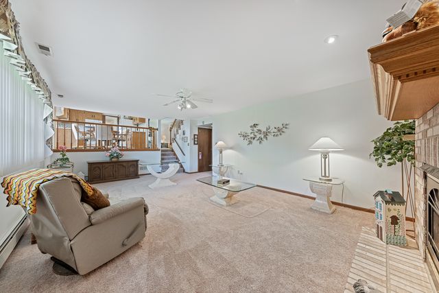 7502 W Lakeside Drive, Frankfort, IL 60423
