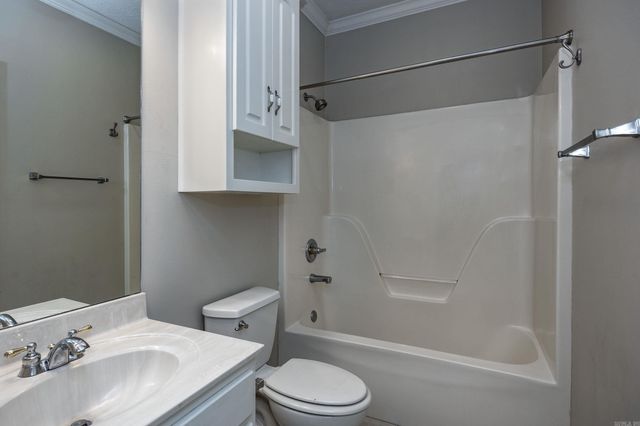 5017 Calico Creek Cove, North Little Rock, AR 72116
