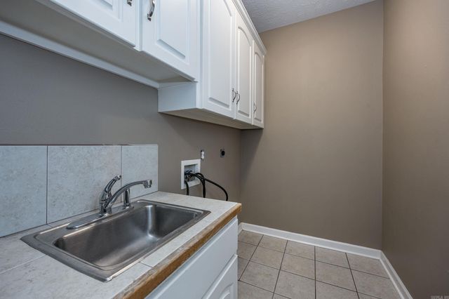 5017 Calico Creek Cove, North Little Rock, AR 72116