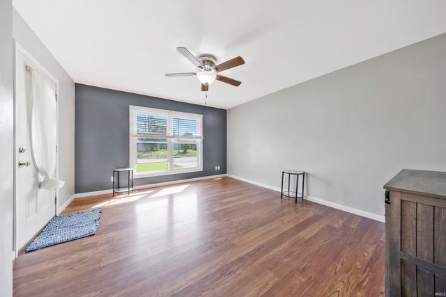 2202 E Iowa Street, Evansville, IN 47711