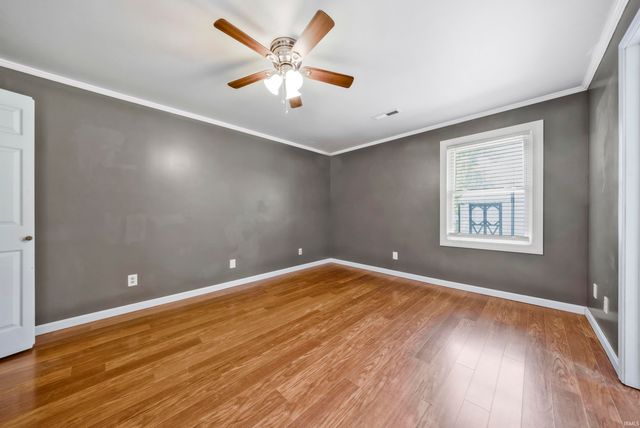 2202 E Iowa Street, Evansville, IN 47711