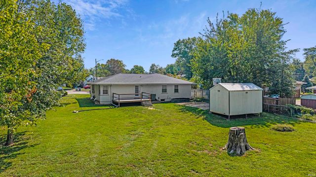 2202 E Iowa Street, Evansville, IN 47711