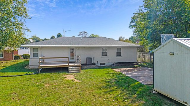 2202 E Iowa Street, Evansville, IN 47711