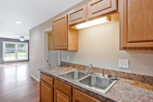 2202 E Iowa Street, Evansville, IN 47711