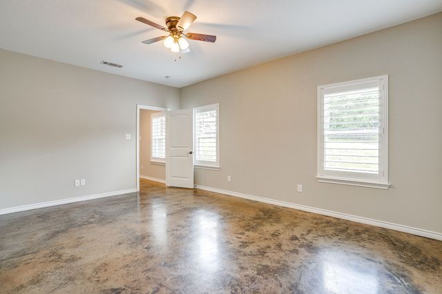 464 Wildwood Lane, Burleson, TX 76028