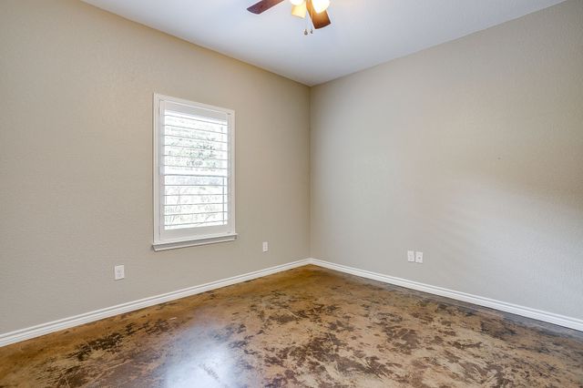 464 Wildwood Lane, Burleson, TX 76028