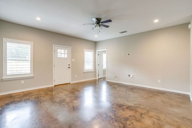 464 Wildwood Lane, Burleson, TX 76028