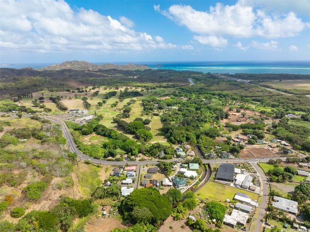 41-1702 Kalanianaole Highway, Waimanalo, HI 96795