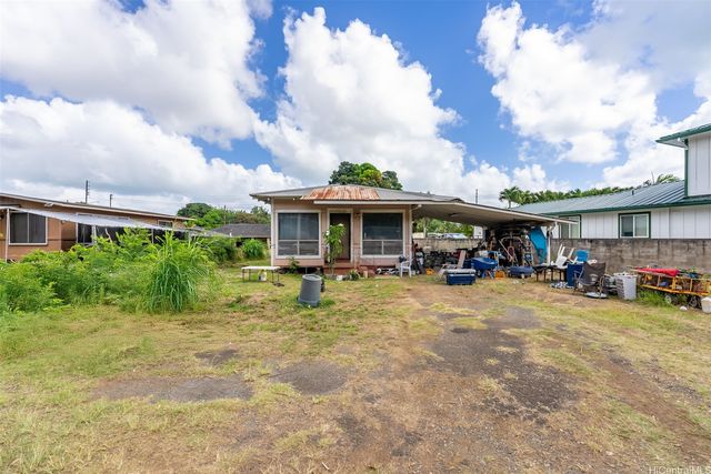 41-1702 Kalanianaole Highway, Waimanalo, HI 96795