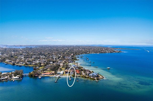 1519 RIVERVIEW LANE, Bradenton, FL 34209