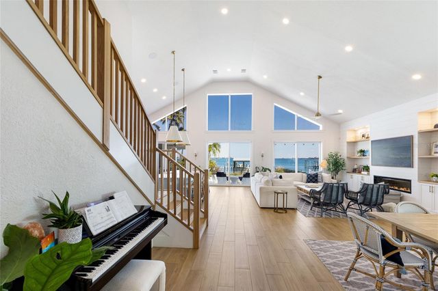 1519 RIVERVIEW LANE, Bradenton, FL 34209