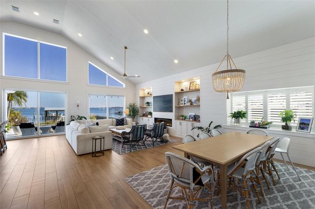 1519 RIVERVIEW LANE, Bradenton, FL 34209