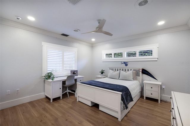 1519 RIVERVIEW LANE, Bradenton, FL 34209