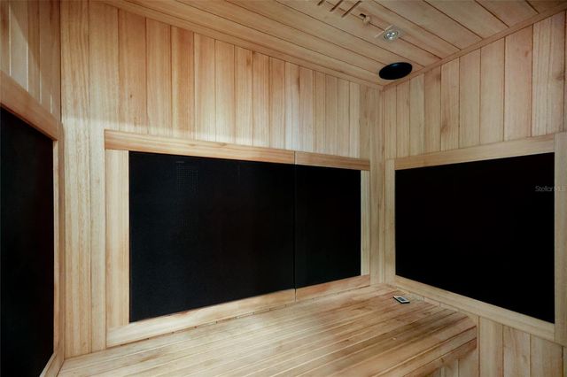 1519 RIVERVIEW LANE, Bradenton, FL 34209