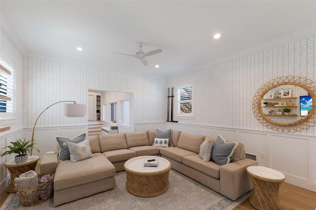 1519 RIVERVIEW LANE, Bradenton, FL 34209