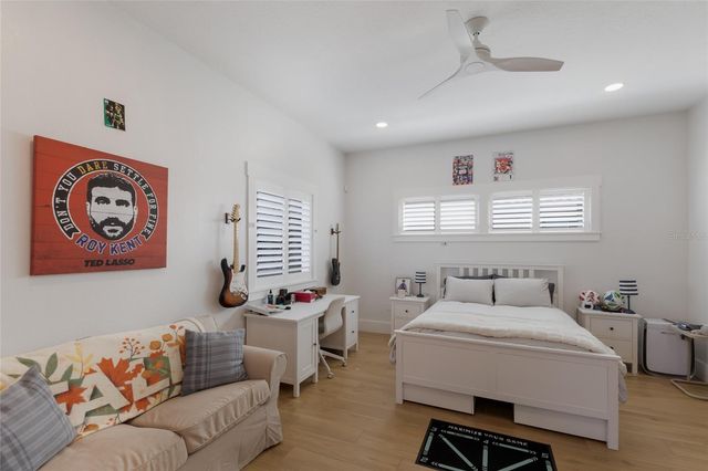 1519 RIVERVIEW LANE, Bradenton, FL 34209