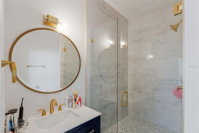 1519 RIVERVIEW LANE, Bradenton, FL 34209