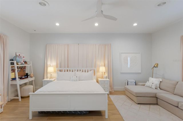 1519 RIVERVIEW LANE, Bradenton, FL 34209