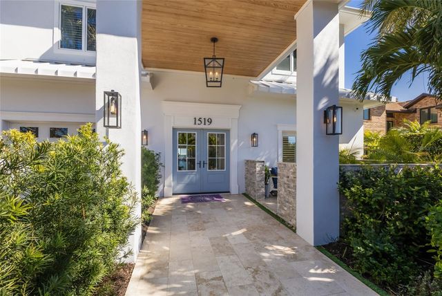 1519 RIVERVIEW LANE, Bradenton, FL 34209