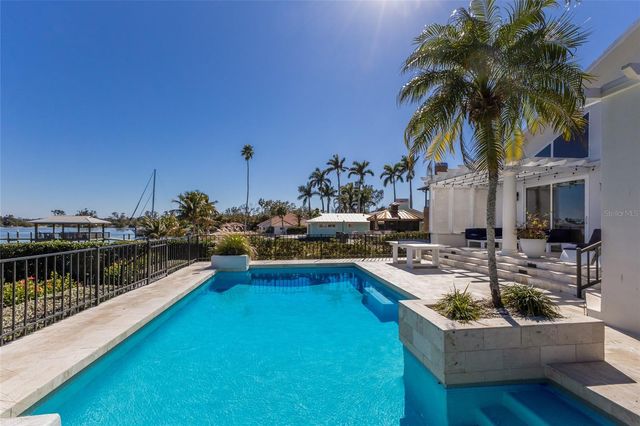 1519 RIVERVIEW LANE, Bradenton, FL 34209