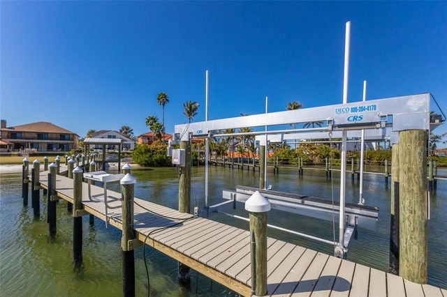 1519 RIVERVIEW LANE, Bradenton, FL 34209