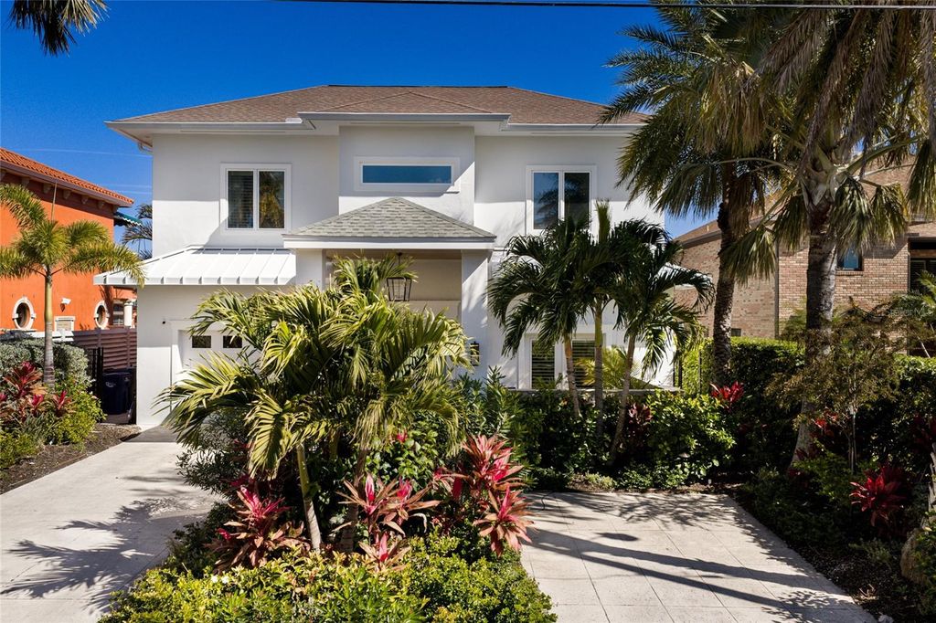 1519 RIVERVIEW LANE, Bradenton, FL 34209