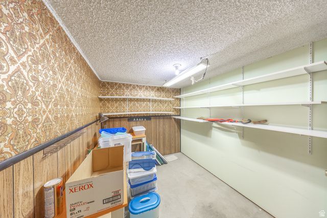 1887 W MYERS LN, Riverton, UT 84065