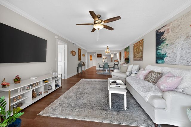 1036 US Highway 1 123, North Palm Beach, FL 33408