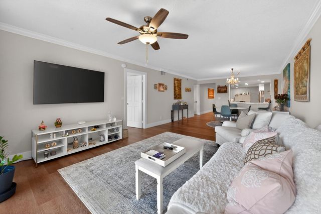 1036 US Highway 1 123, North Palm Beach, FL 33408