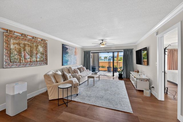 1036 US Highway 1 123, North Palm Beach, FL 33408