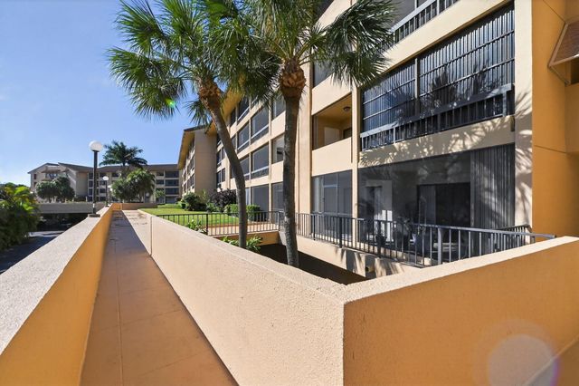 1036 US Highway 1 123, North Palm Beach, FL 33408