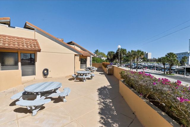 1036 US Highway 1 123, North Palm Beach, FL 33408