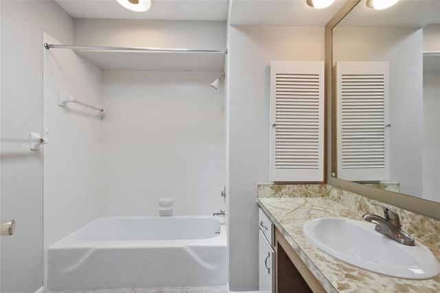 7206 10TH AVENUE W, Bradenton, FL 34209