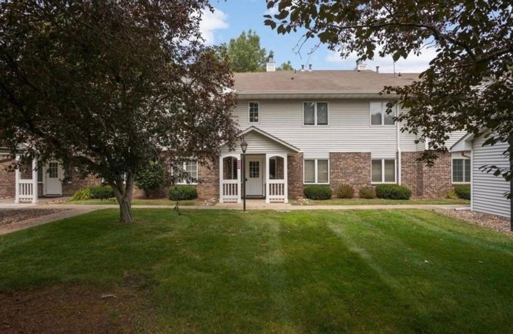 3575 Blue Jay Way 202, Eagan, MN 55123 — photo 2