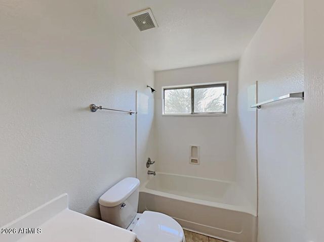 4614 W VALENCIA Drive, Laveen, AZ 85339