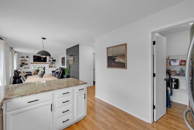 1001 9th Avenue Place SE, Altoona, IA 50009