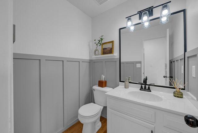 1001 9th Avenue Place SE, Altoona, IA 50009