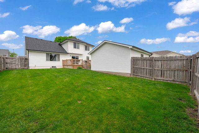 1001 9th Avenue Place SE, Altoona, IA 50009