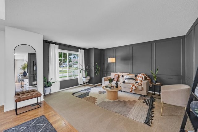 1001 9th Avenue Place SE, Altoona, IA 50009