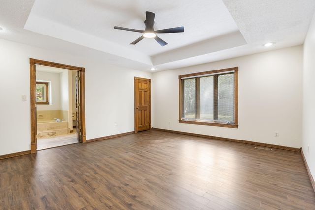 5618 S Kimbrough Avenue, Springfield, MO 65810