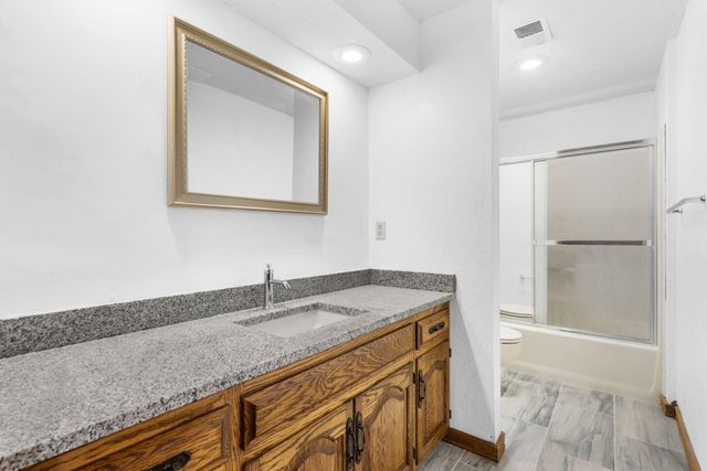 5618 S Kimbrough Avenue, Springfield, MO 65810