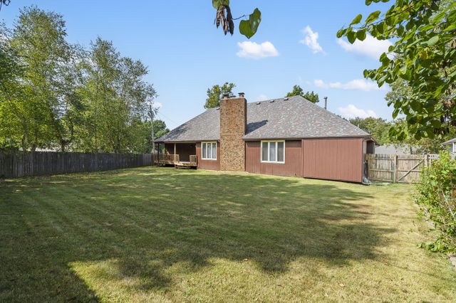 5618 S Kimbrough Avenue, Springfield, MO 65810