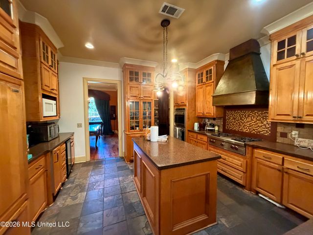108 Novara Cove, Madison, MS 39110