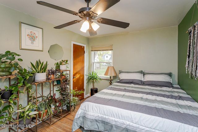 802 Cuthbert Road, Toledo, OH 43607