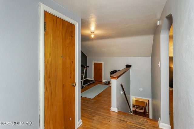 802 Cuthbert Road, Toledo, OH 43607