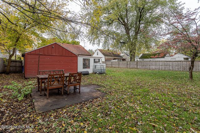 802 Cuthbert Road, Toledo, OH 43607