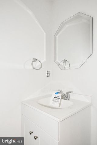 538 REGENT PL NE, Washington, DC 20017